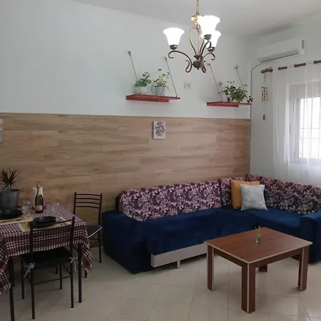 Genadi Svirski Apartment Durres